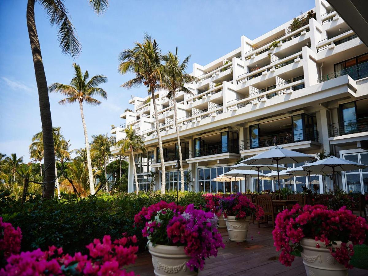 Palace In Moon Beach Onna Exterior foto